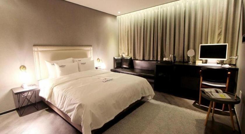 Londoner Hotel Пусан Экстерьер фото