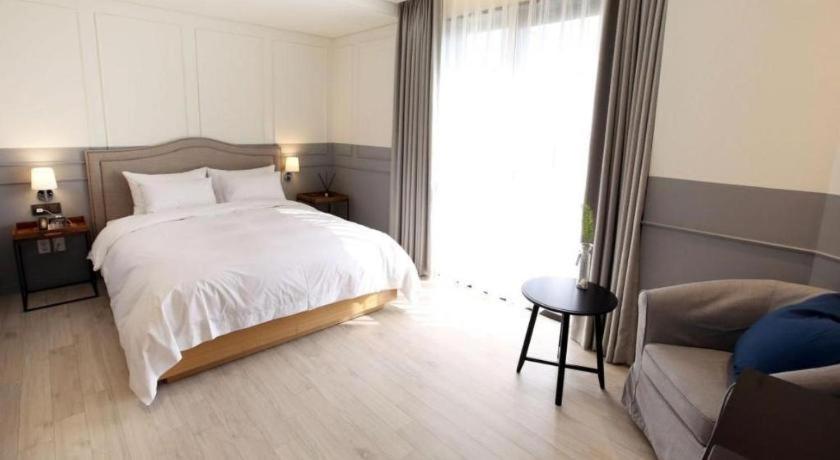 Londoner Hotel Пусан Экстерьер фото