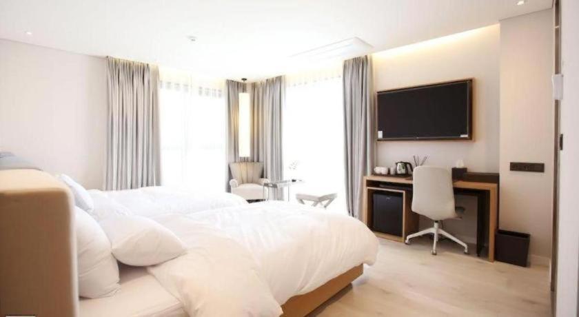 Londoner Hotel Пусан Экстерьер фото